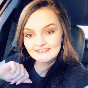 Meet your Posher, Mercedes